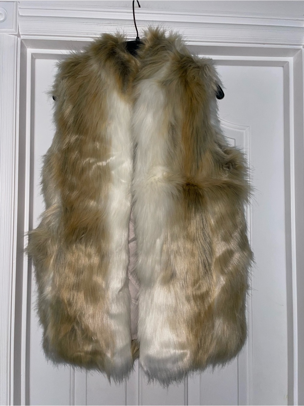 Donna Salyers Fabulous Furs Vest Faux Fur Tan/Cream Sz XS NWOT SAMPLE